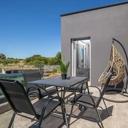 Valentina Holiday home